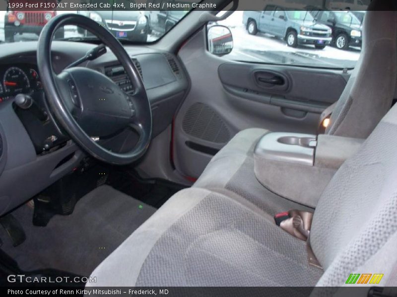 Bright Red / Medium Graphite 1999 Ford F150 XLT Extended Cab 4x4