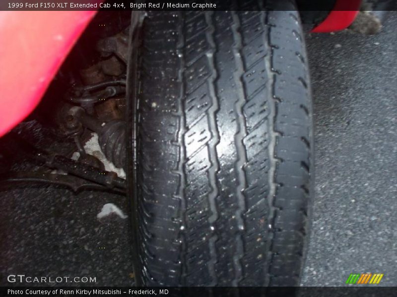 Bright Red / Medium Graphite 1999 Ford F150 XLT Extended Cab 4x4