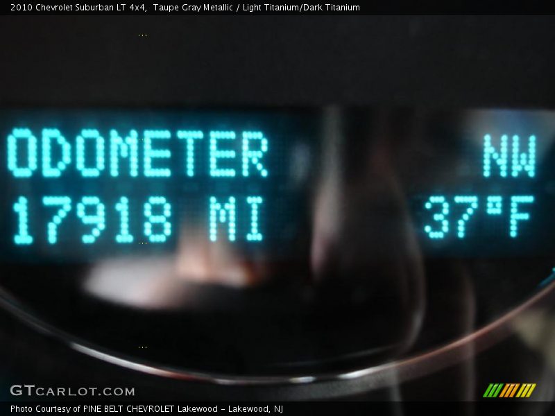 Taupe Gray Metallic / Light Titanium/Dark Titanium 2010 Chevrolet Suburban LT 4x4