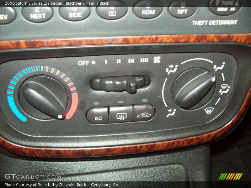 Blackberry Pearl / Black 2000 Saturn L Series LS2 Sedan