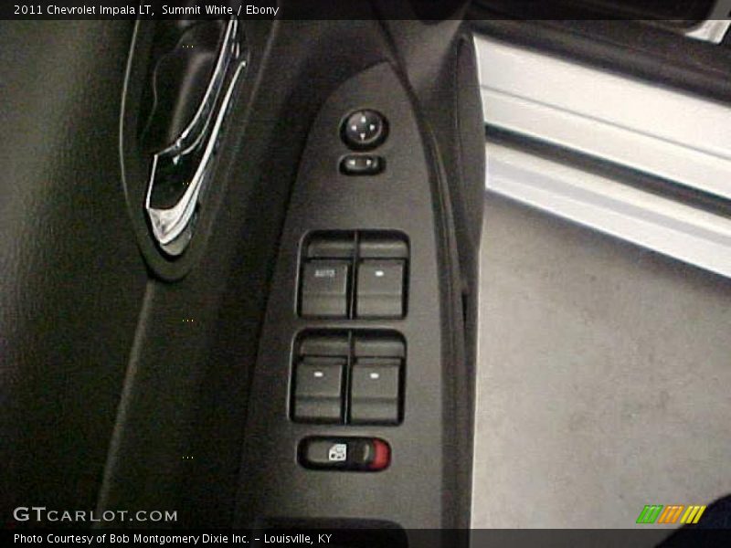 Summit White / Ebony 2011 Chevrolet Impala LT