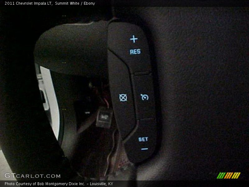Summit White / Ebony 2011 Chevrolet Impala LT