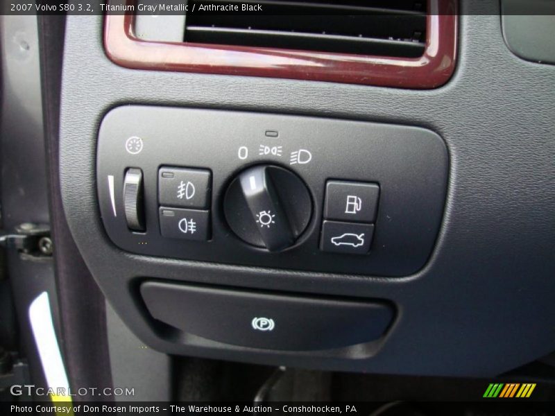 Titanium Gray Metallic / Anthracite Black 2007 Volvo S80 3.2