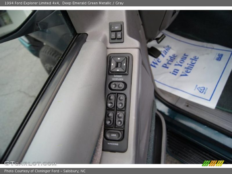 Deep Emerald Green Metallic / Gray 1994 Ford Explorer Limited 4x4