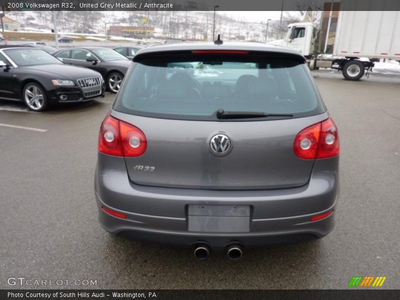 United Grey Metallic / Anthracite 2008 Volkswagen R32