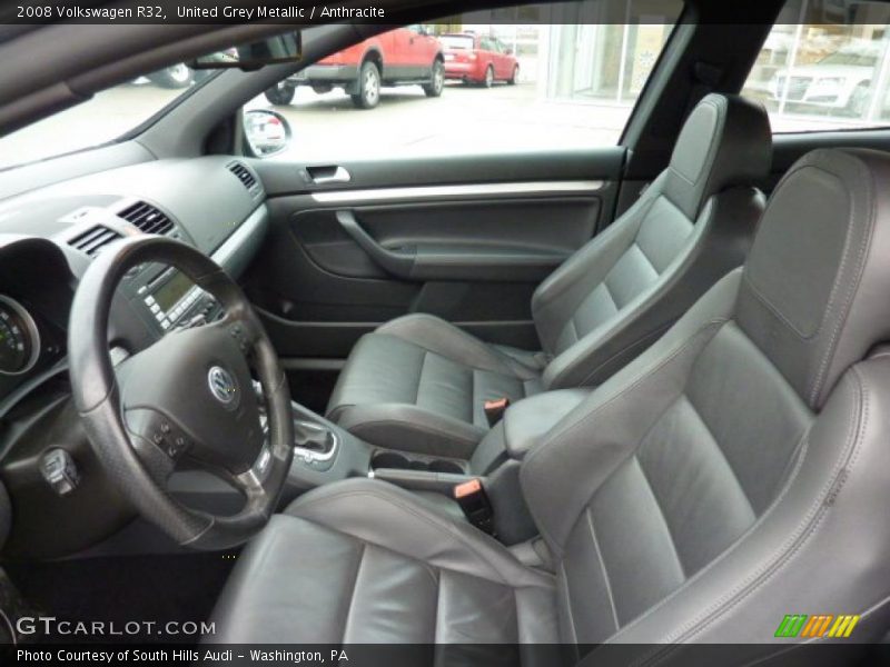  2008 R32  Anthracite Interior