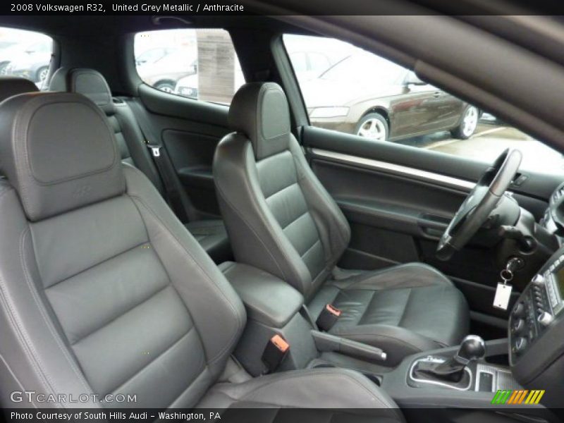  2008 R32  Anthracite Interior