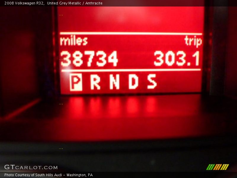 United Grey Metallic / Anthracite 2008 Volkswagen R32