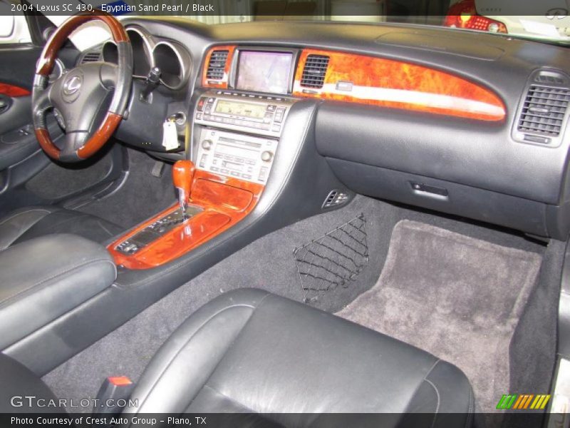 Dashboard of 2004 SC 430
