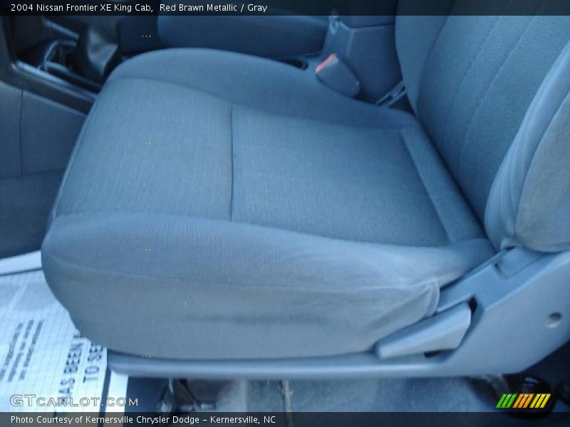 Red Brawn Metallic / Gray 2004 Nissan Frontier XE King Cab