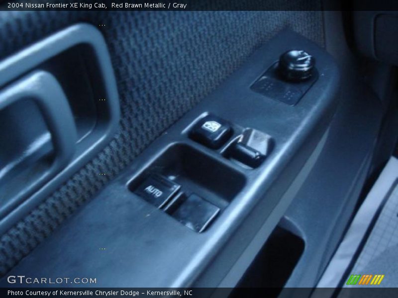 Red Brawn Metallic / Gray 2004 Nissan Frontier XE King Cab