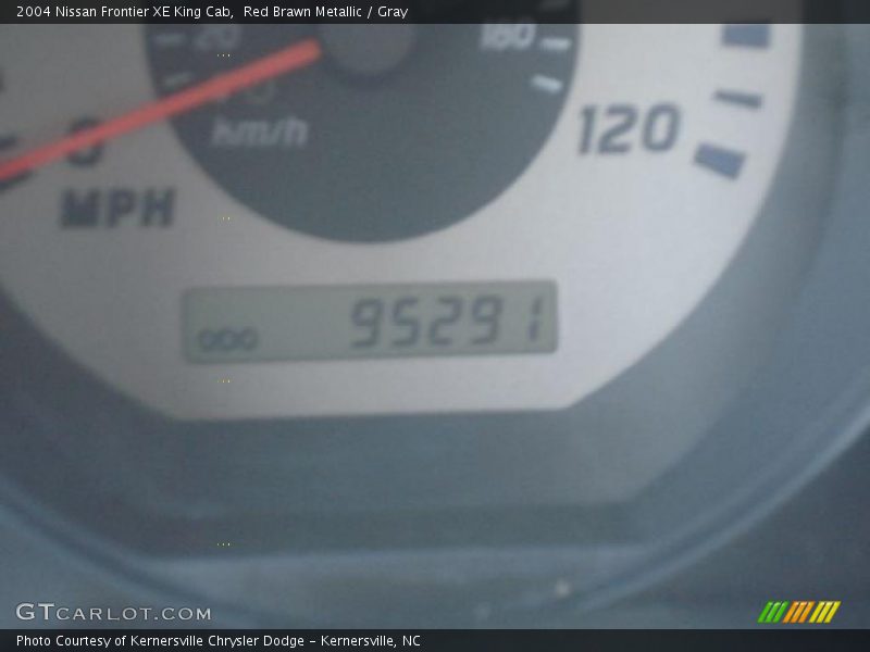 Red Brawn Metallic / Gray 2004 Nissan Frontier XE King Cab