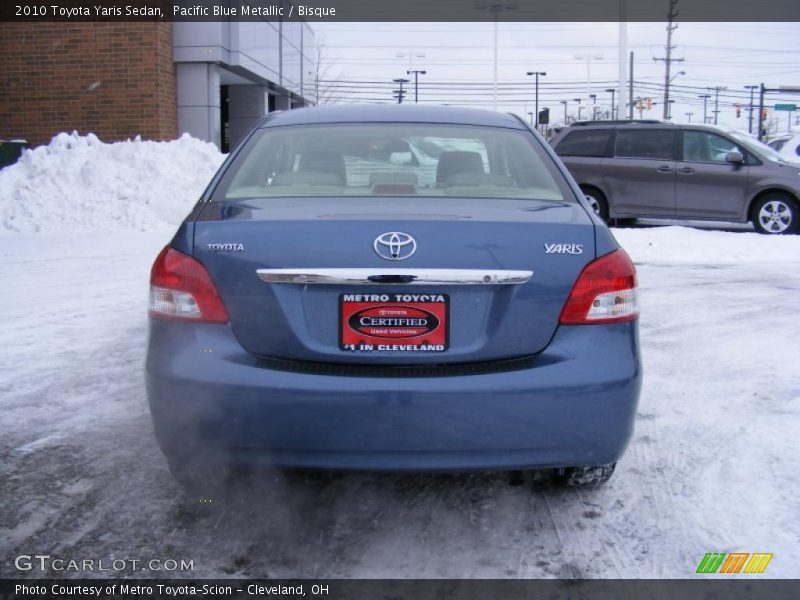 Pacific Blue Metallic / Bisque 2010 Toyota Yaris Sedan