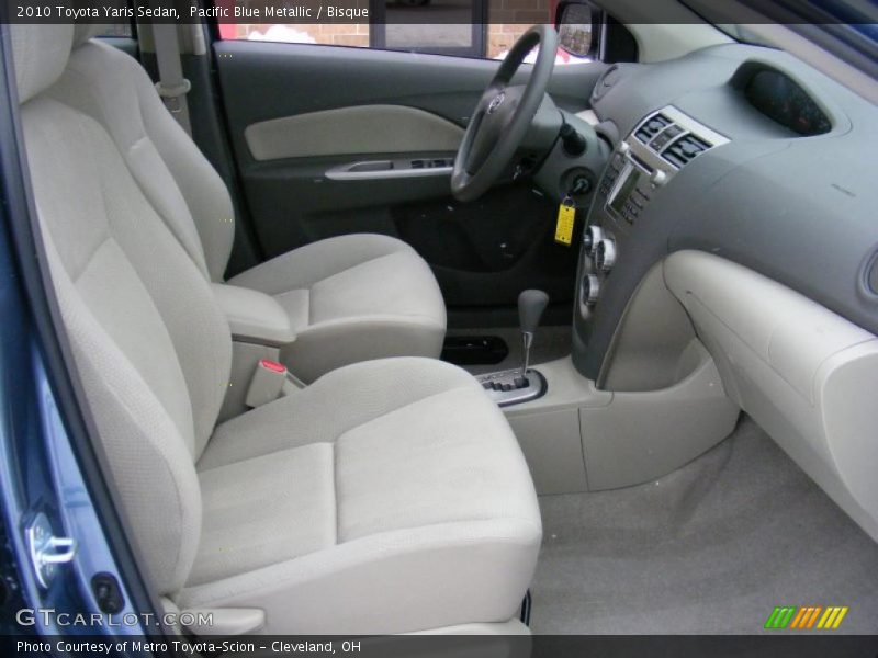 Pacific Blue Metallic / Bisque 2010 Toyota Yaris Sedan