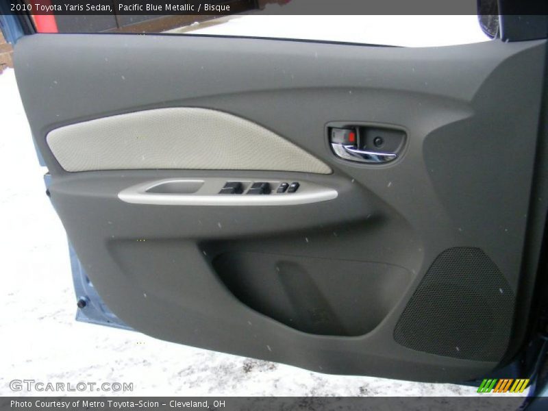 Pacific Blue Metallic / Bisque 2010 Toyota Yaris Sedan