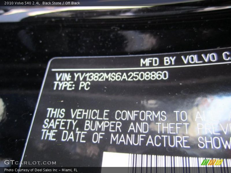 Black Stone / Off Black 2010 Volvo S40 2.4i