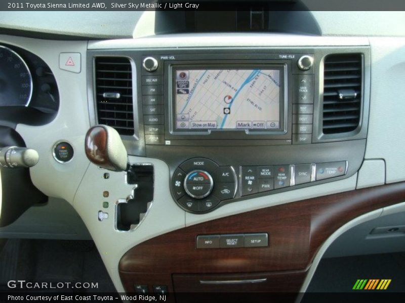 Navigation of 2011 Sienna Limited AWD