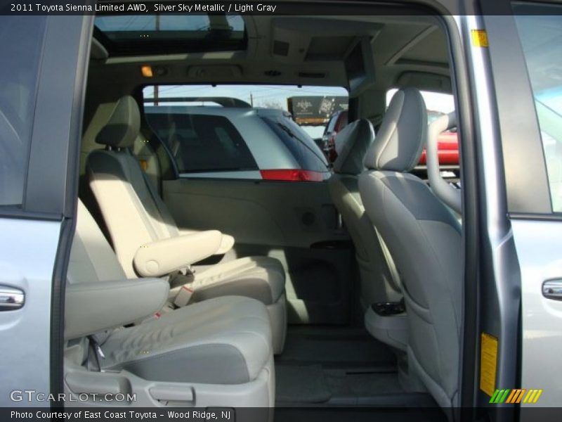 Silver Sky Metallic / Light Gray 2011 Toyota Sienna Limited AWD