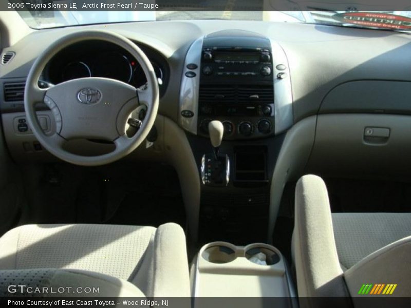 Arctic Frost Pearl / Taupe 2006 Toyota Sienna LE
