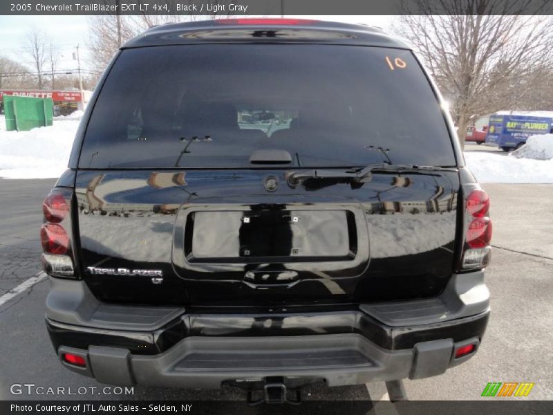 Black / Light Gray 2005 Chevrolet TrailBlazer EXT LT 4x4