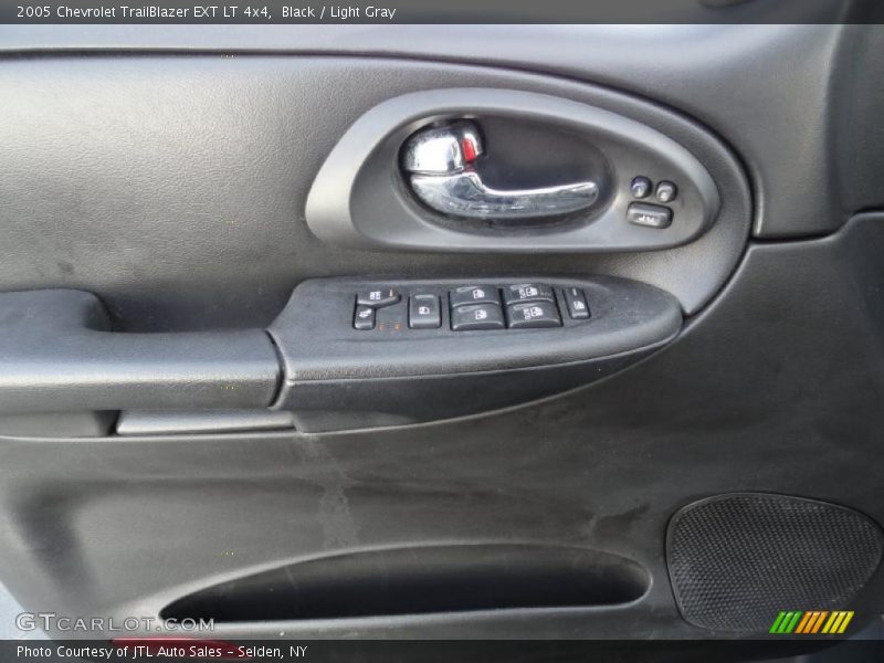 Black / Light Gray 2005 Chevrolet TrailBlazer EXT LT 4x4