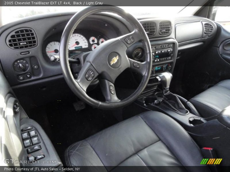 Black / Light Gray 2005 Chevrolet TrailBlazer EXT LT 4x4