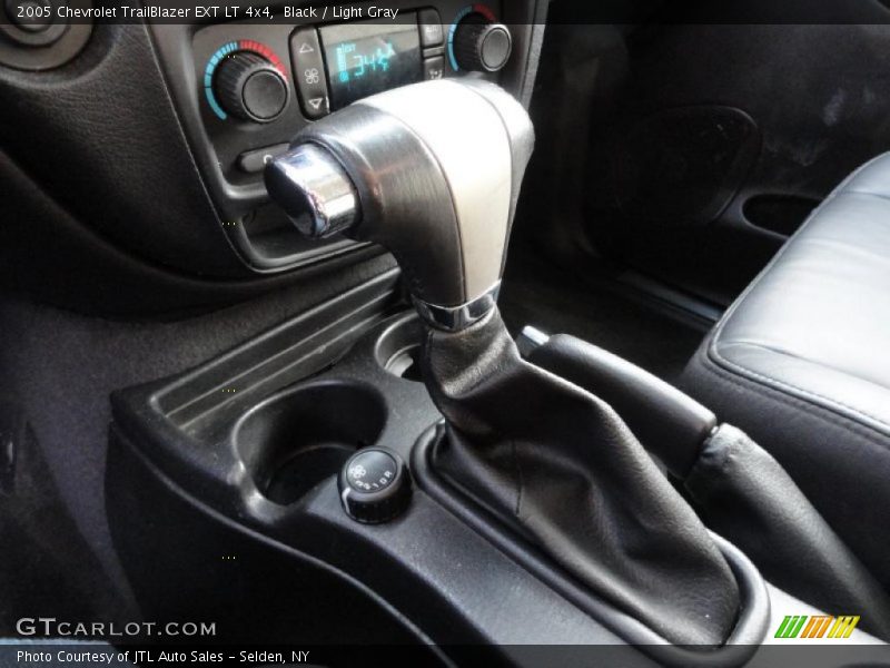 Black / Light Gray 2005 Chevrolet TrailBlazer EXT LT 4x4