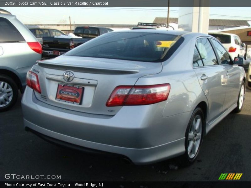 Classic Silver Metallic / Charcoal 2009 Toyota Camry SE
