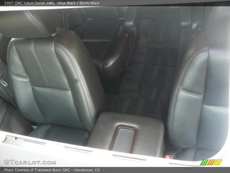 Onyx Black / Ebony Black 2007 GMC Yukon Denali AWD