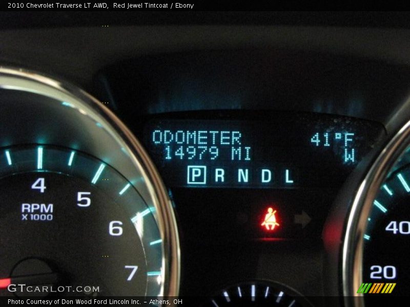 Red Jewel Tintcoat / Ebony 2010 Chevrolet Traverse LT AWD