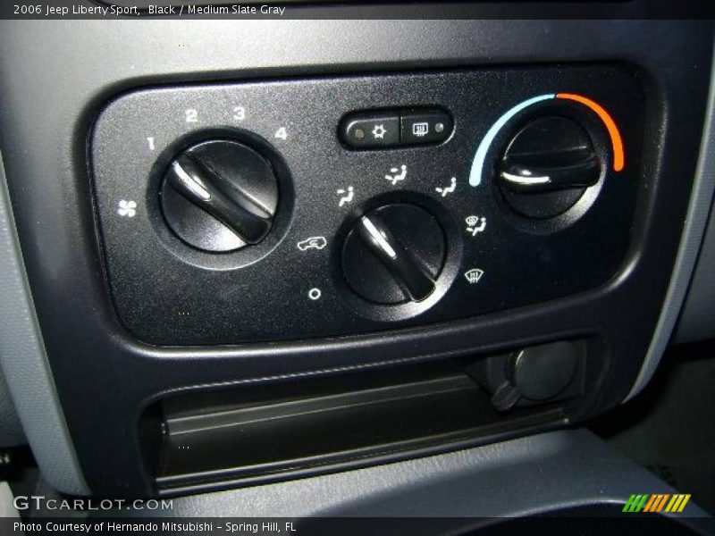 Black / Medium Slate Gray 2006 Jeep Liberty Sport