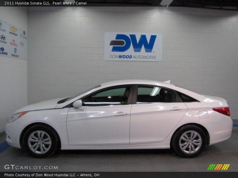 Pearl White / Camel 2011 Hyundai Sonata GLS