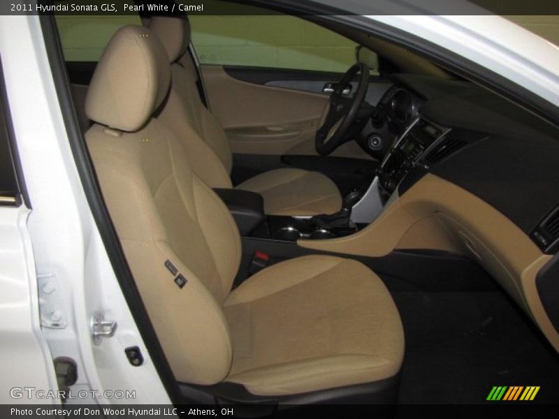 Pearl White / Camel 2011 Hyundai Sonata GLS