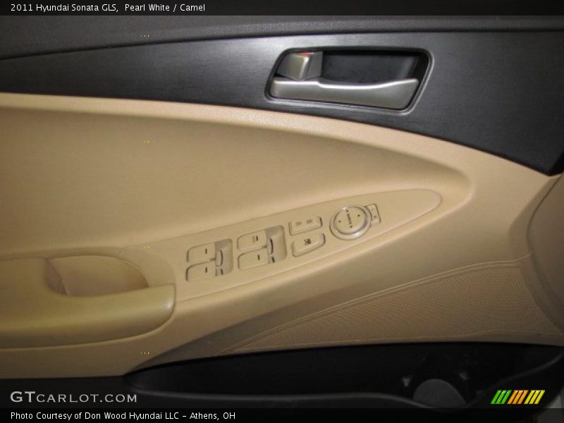 Pearl White / Camel 2011 Hyundai Sonata GLS