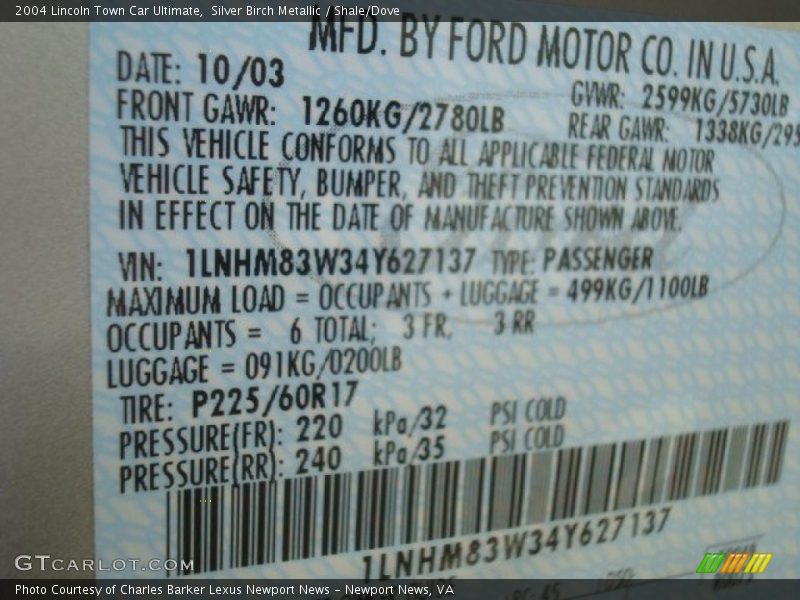 Silver Birch Metallic / Shale/Dove 2004 Lincoln Town Car Ultimate