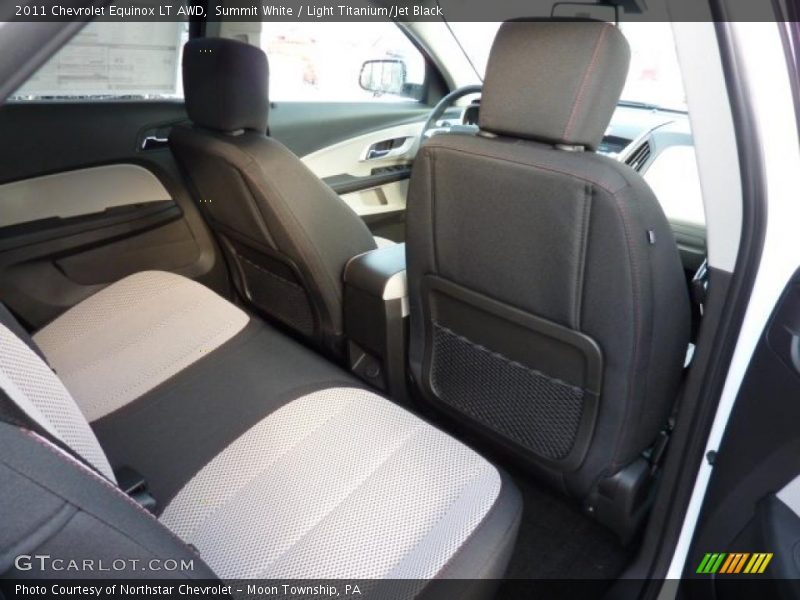 Summit White / Light Titanium/Jet Black 2011 Chevrolet Equinox LT AWD