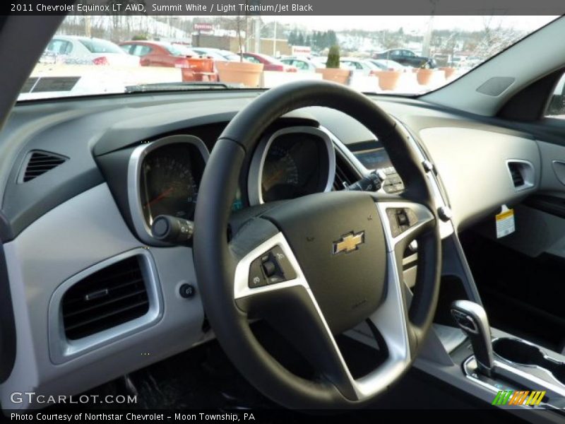 Summit White / Light Titanium/Jet Black 2011 Chevrolet Equinox LT AWD