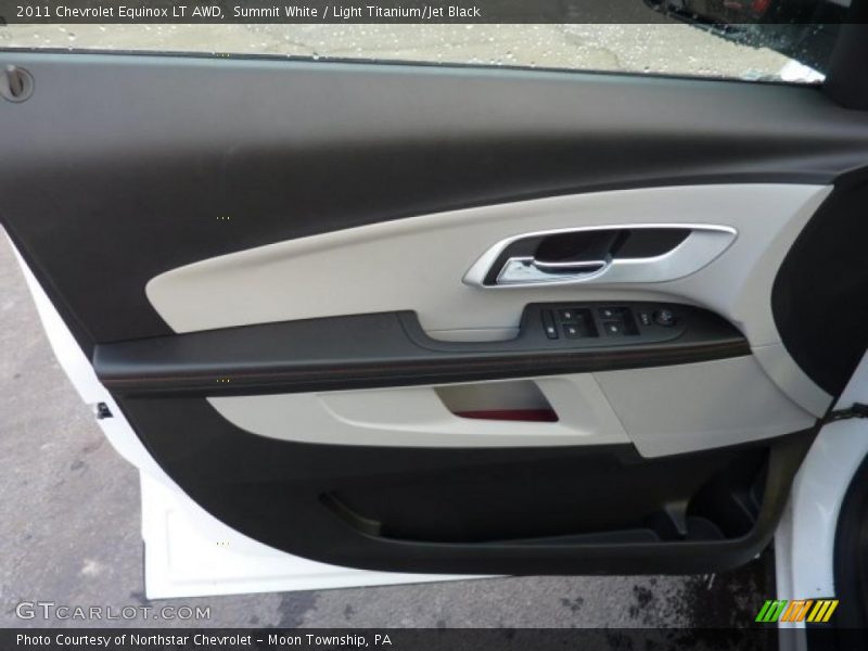 Summit White / Light Titanium/Jet Black 2011 Chevrolet Equinox LT AWD
