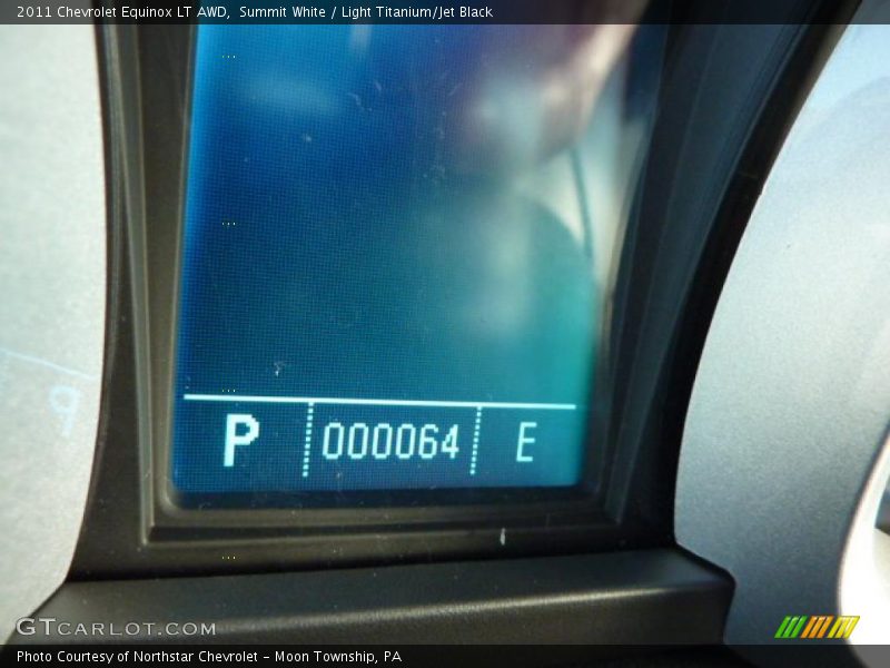 Summit White / Light Titanium/Jet Black 2011 Chevrolet Equinox LT AWD