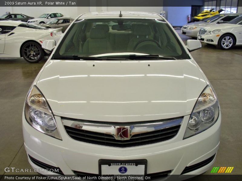Polar White / Tan 2009 Saturn Aura XR
