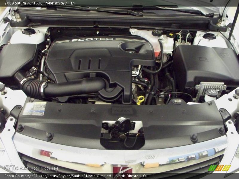 Polar White / Tan 2009 Saturn Aura XR