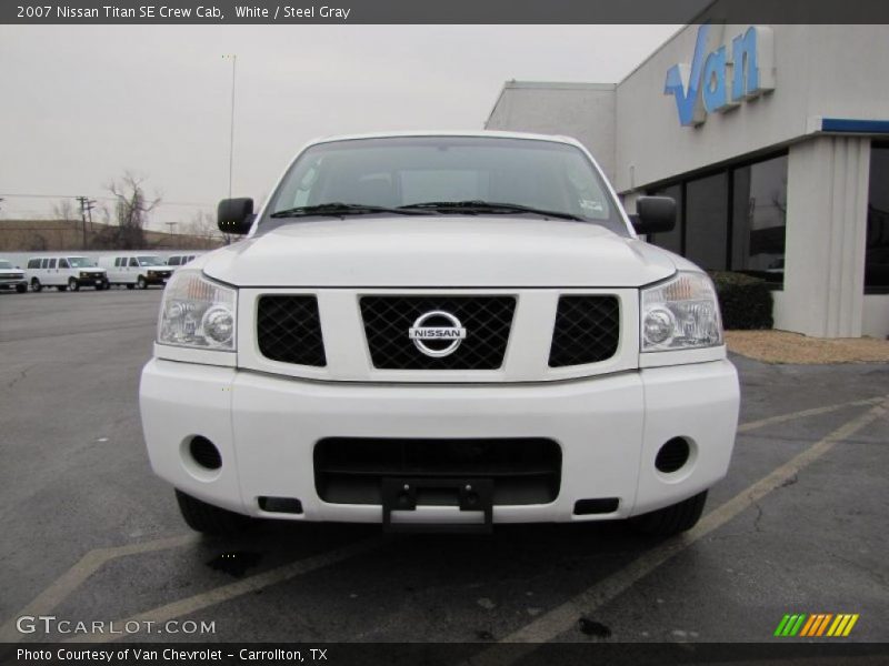 White / Steel Gray 2007 Nissan Titan SE Crew Cab