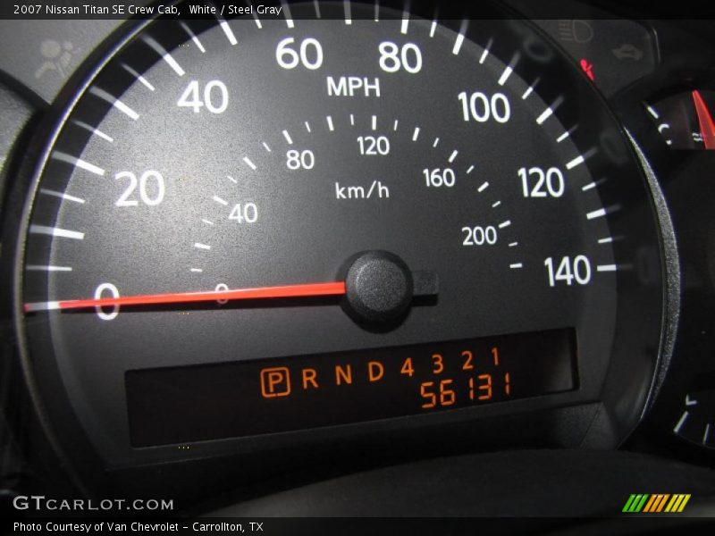 White / Steel Gray 2007 Nissan Titan SE Crew Cab