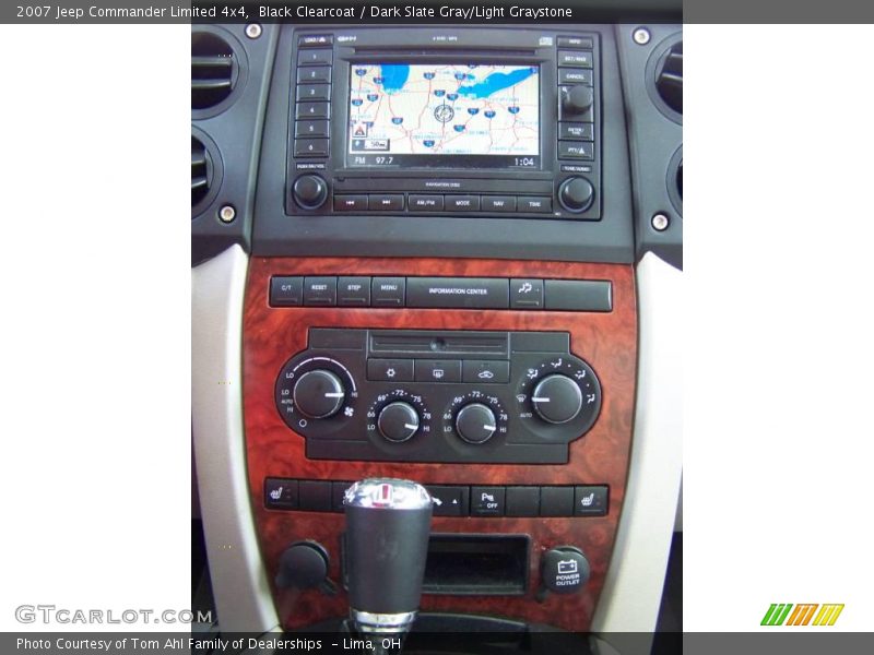 Black Clearcoat / Dark Slate Gray/Light Graystone 2007 Jeep Commander Limited 4x4