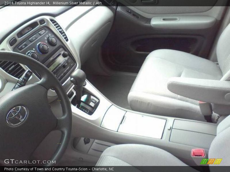 Millenium Silver Metallic / Ash 2004 Toyota Highlander I4