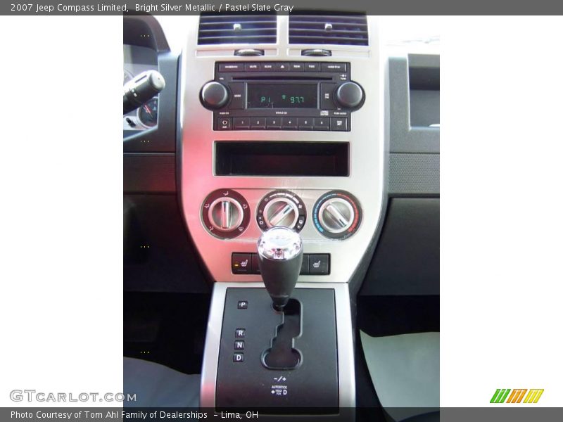 Bright Silver Metallic / Pastel Slate Gray 2007 Jeep Compass Limited
