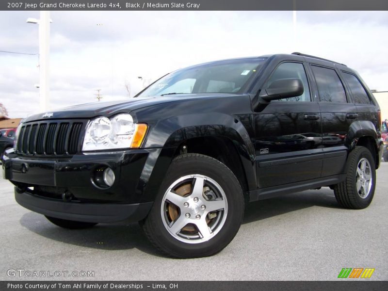 Black / Medium Slate Gray 2007 Jeep Grand Cherokee Laredo 4x4