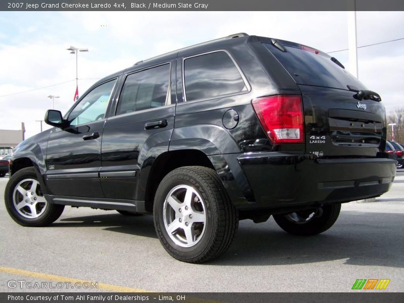 Black / Medium Slate Gray 2007 Jeep Grand Cherokee Laredo 4x4