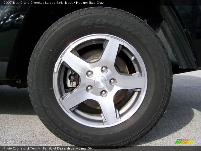 Black / Medium Slate Gray 2007 Jeep Grand Cherokee Laredo 4x4