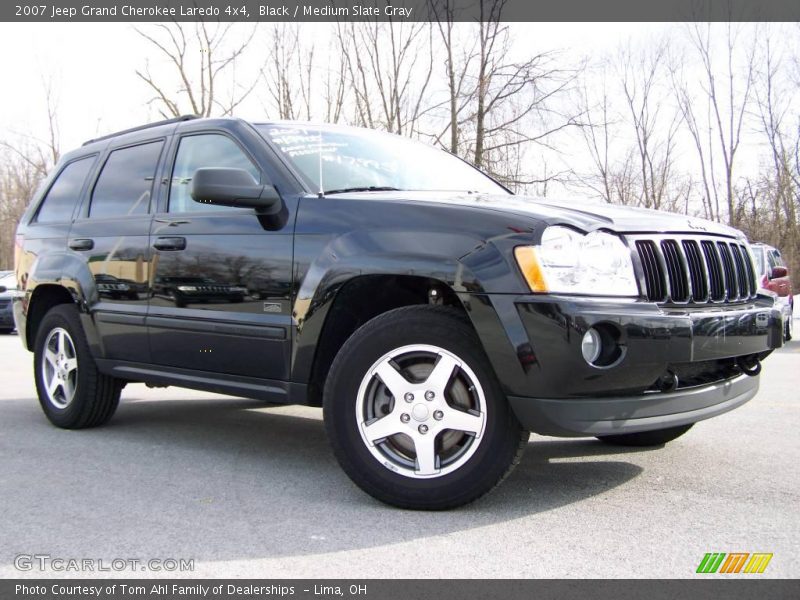 Black / Medium Slate Gray 2007 Jeep Grand Cherokee Laredo 4x4